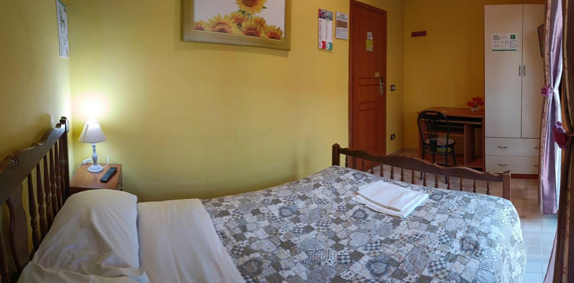 Complesso Turistico Aurora - Camere B&B Poggio Picenze Екстериор снимка