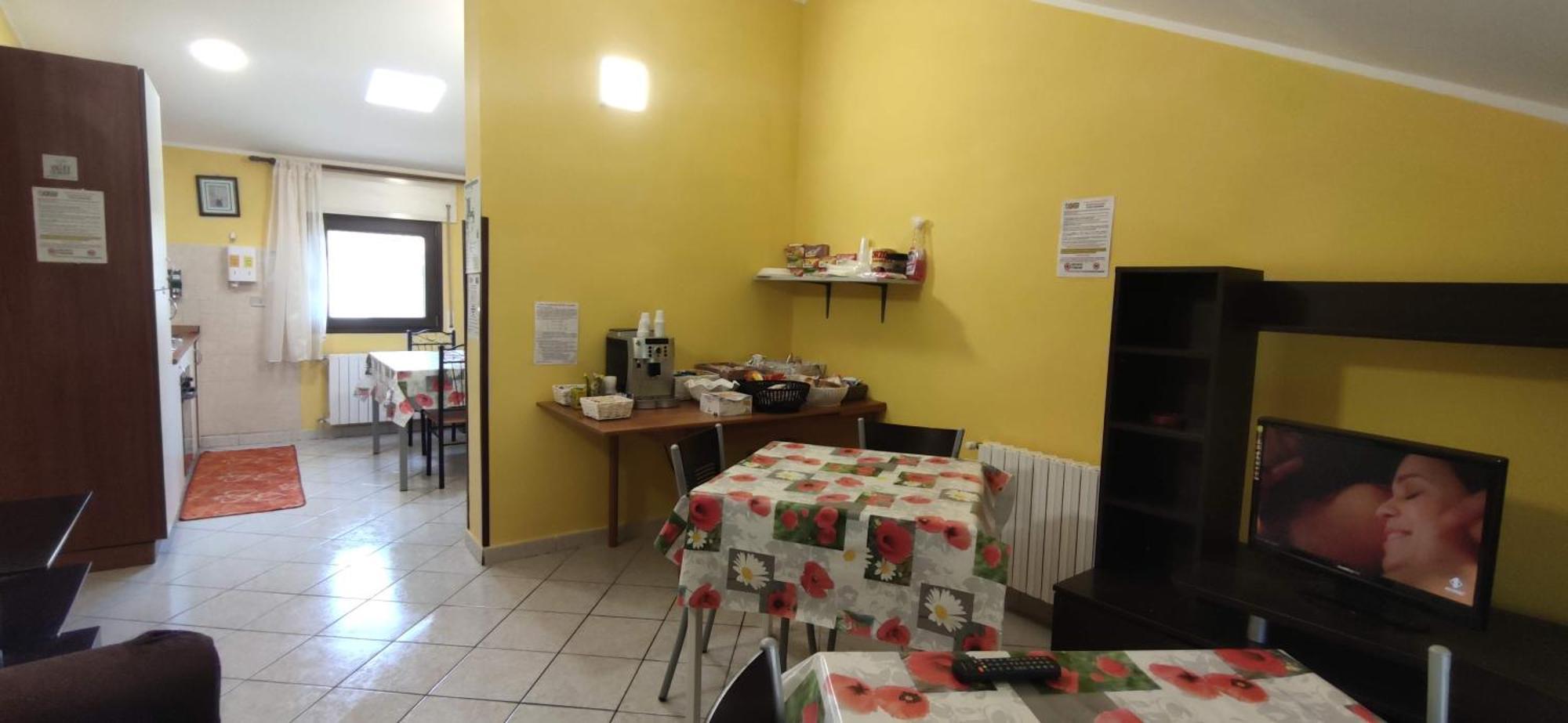 Complesso Turistico Aurora - Camere B&B Poggio Picenze Екстериор снимка