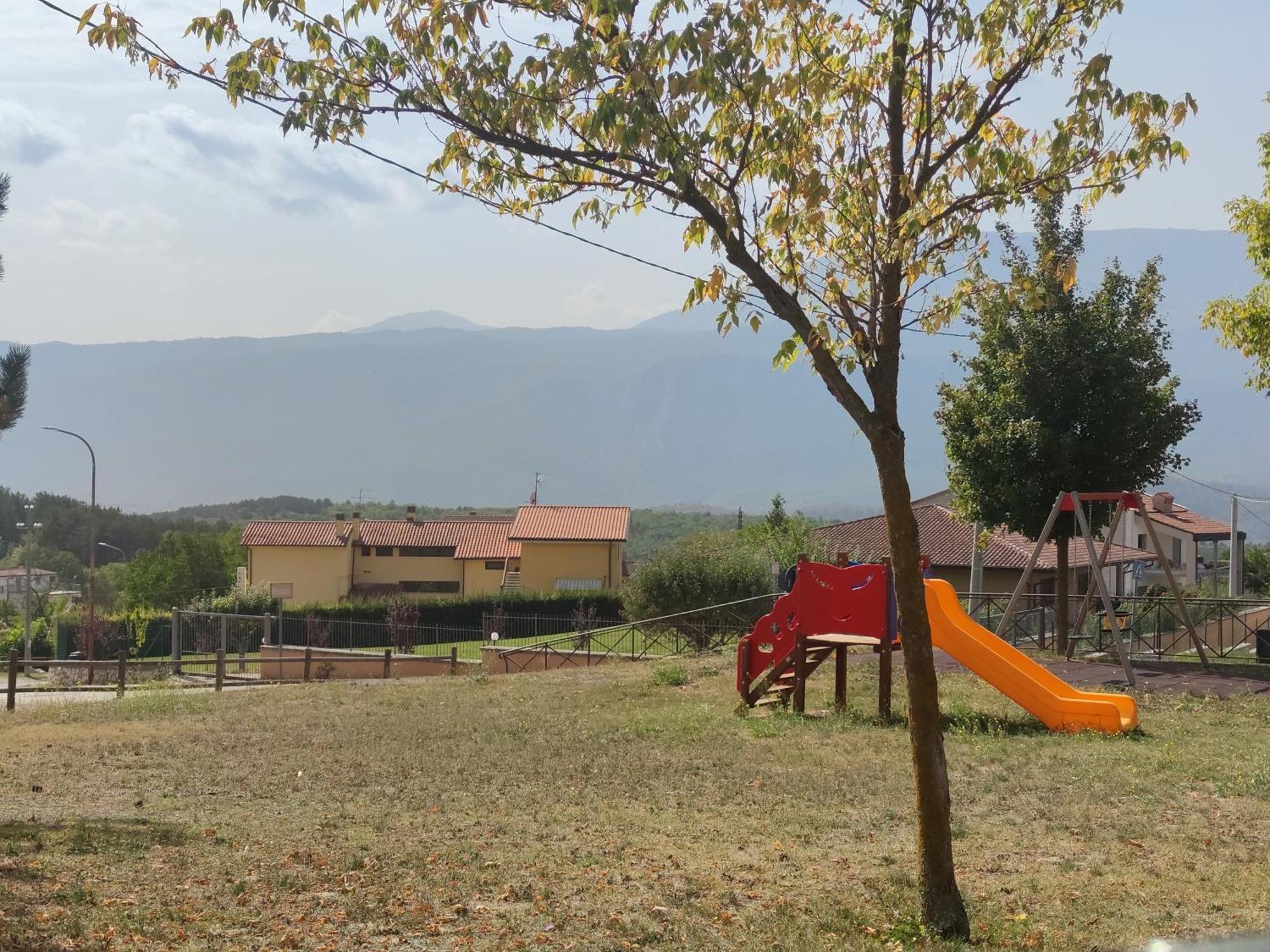Complesso Turistico Aurora - Camere B&B Poggio Picenze Екстериор снимка