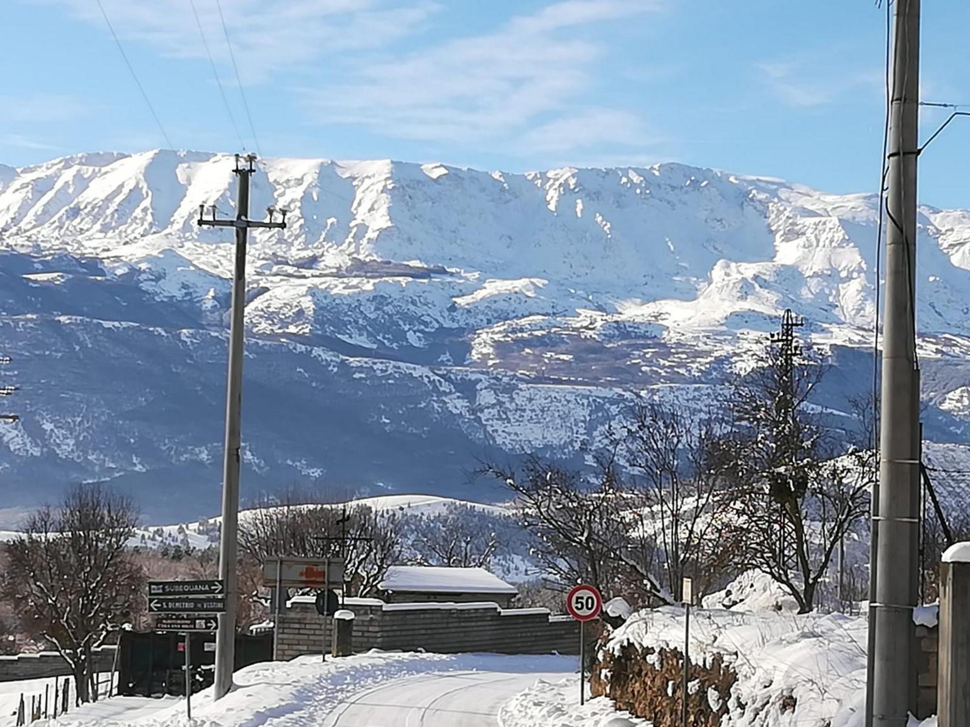 Complesso Turistico Aurora - Camere B&B Poggio Picenze Екстериор снимка